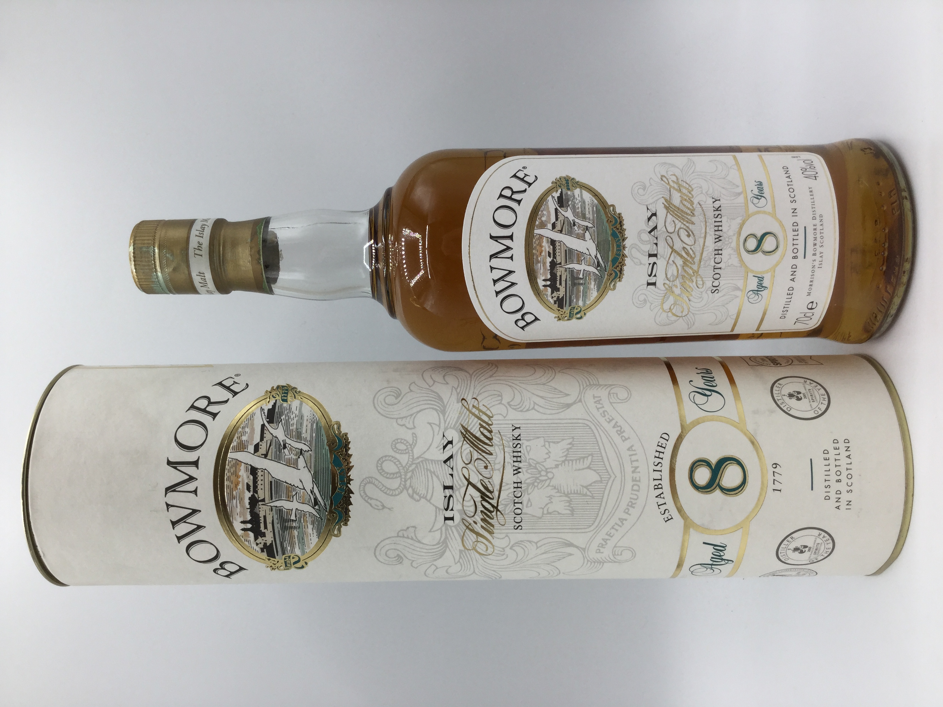 ボウモア 8年　　　　BOWMORE 8 years old