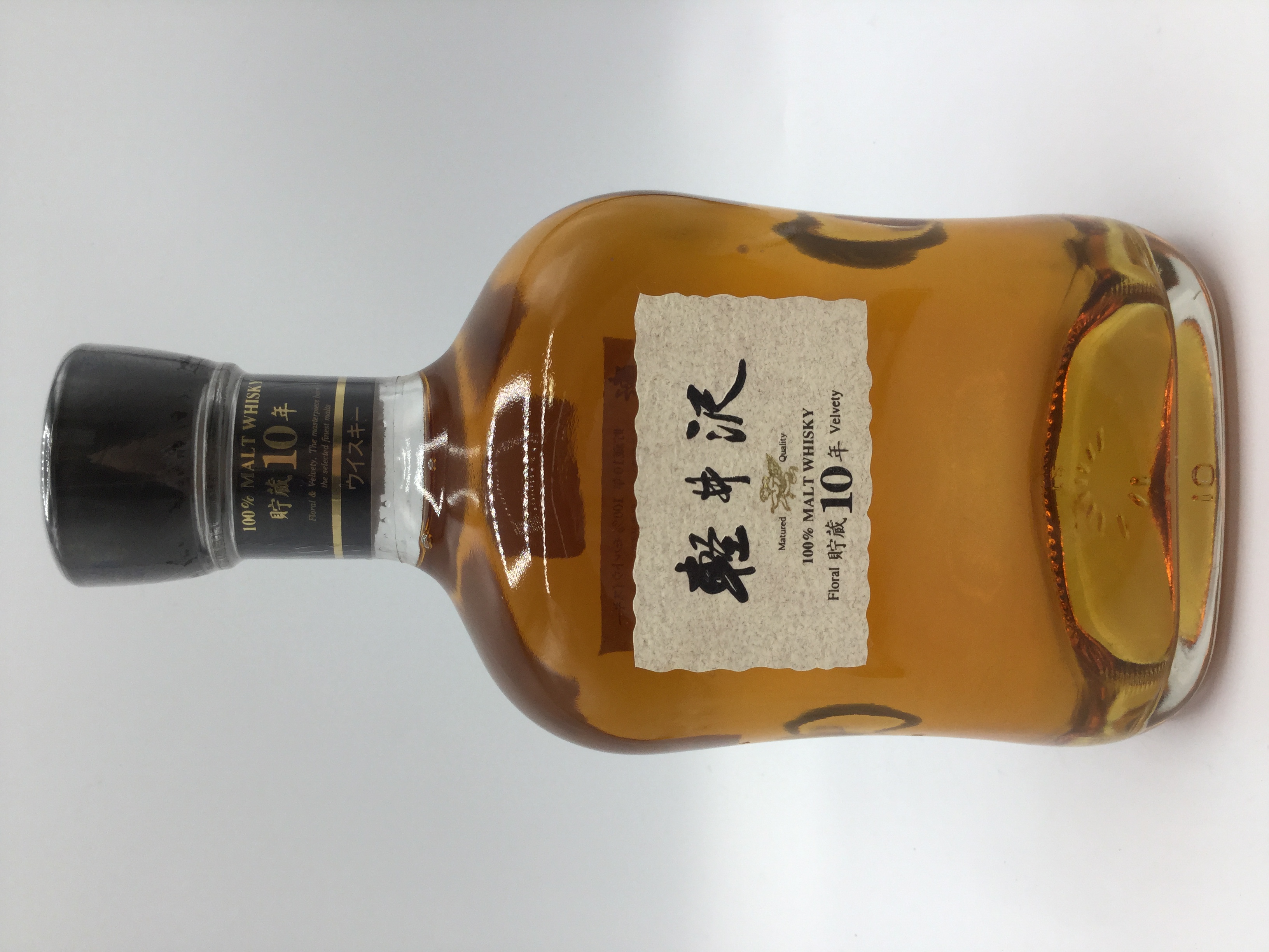 軽井沢蒸留所　貯蔵10年　　　　　KARUIZAWA DISTILLERY 10 years old