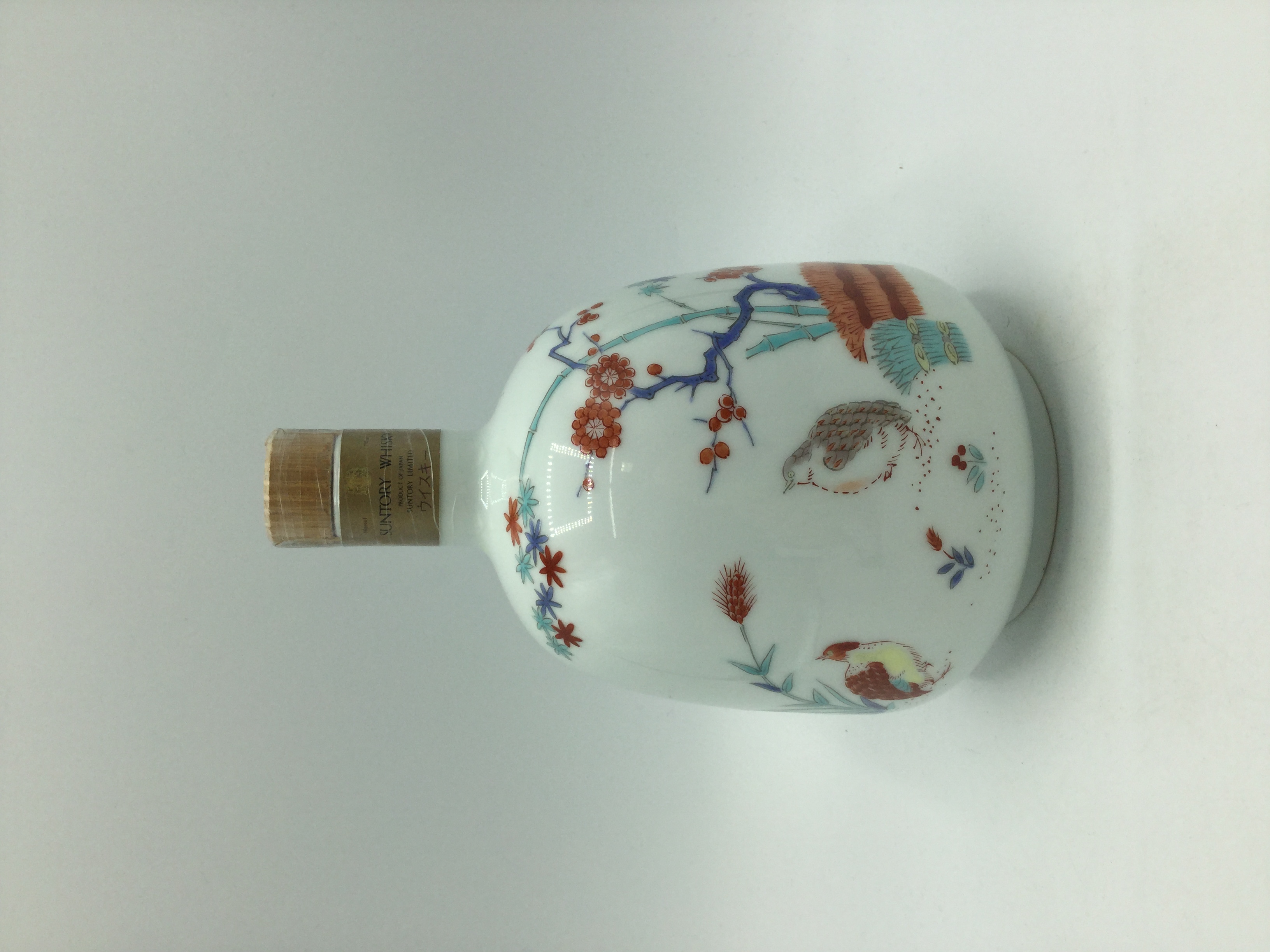 サントリー エイジング 15年　　　　　　有田焼ボトル　　　　　　　　　　　　　SUNTORY WHISKY ageing 15 years old aritayaki bottle